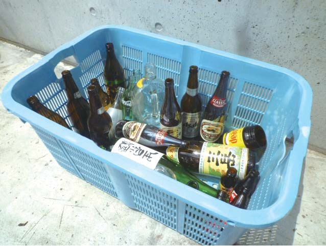 写真：集合住宅の場合（びん）