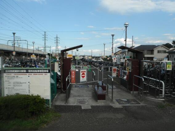 写真：武蔵砂川駅第一有料自転車駐車場2