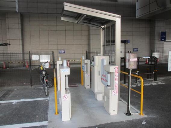 写真：南側出口ゲート