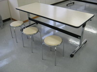 写真：試食用テーブル