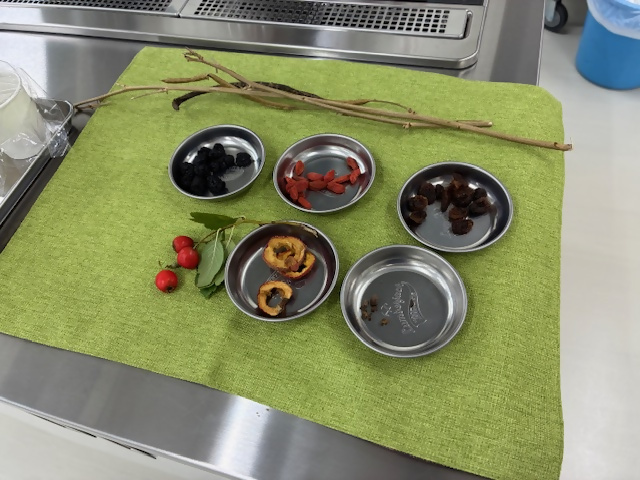 画像：薬膳食材展示