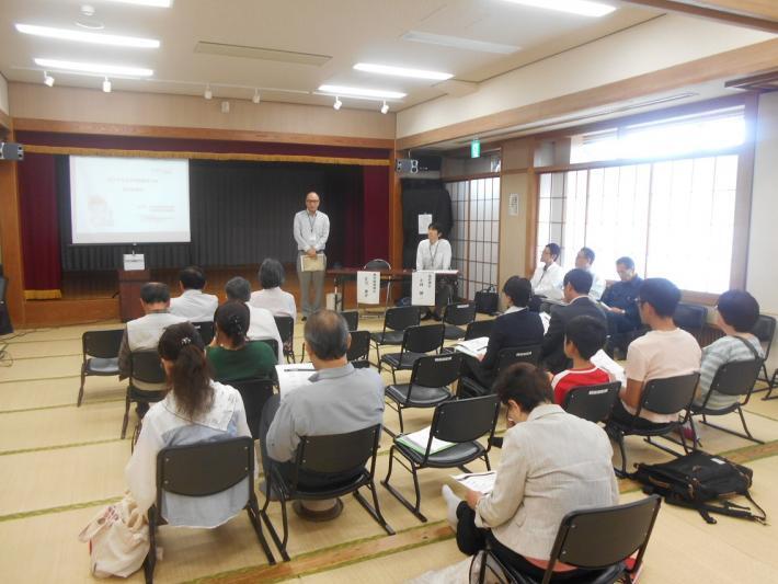 写真：解体工事説明会の様子