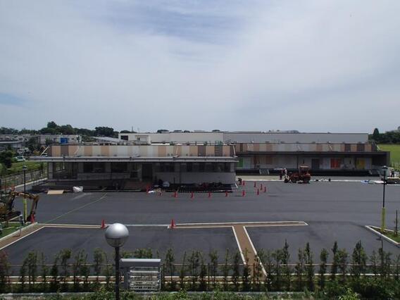 写真：6月5日時点内装仕上げ工事の様子