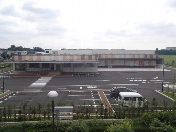 写真：完成した新学校給食共同調理場