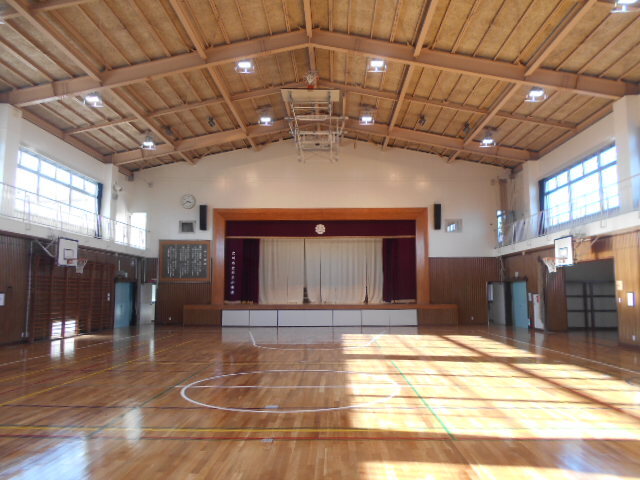 写真：体育館内1