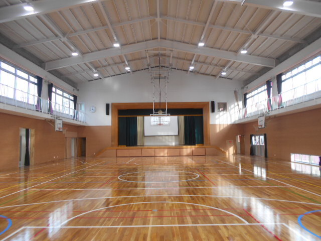 写真：体育館内1