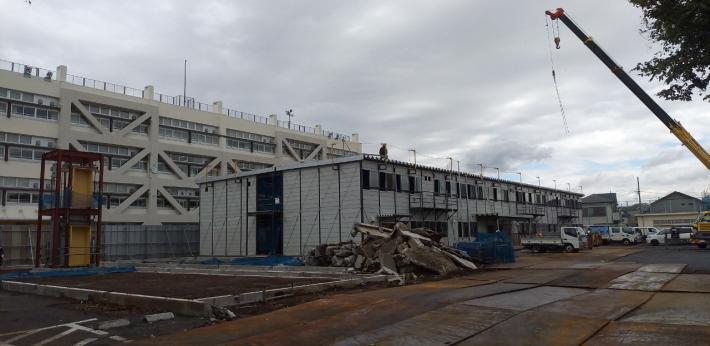 写真：西側の解体工事の様子