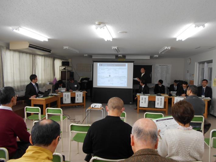 写真：工期延伸に関する説明会の様子