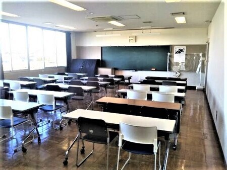 西砂学習館の第1教室