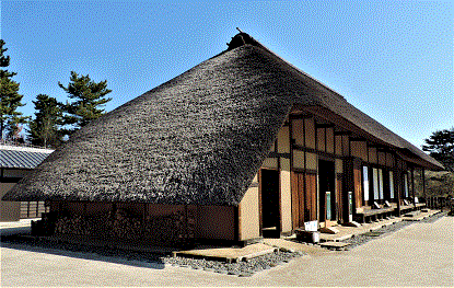 写真：石井家主屋