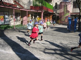 写真：園児たちの様子