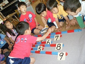 写真：園児たちの様子