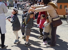 写真：園児たちの様子