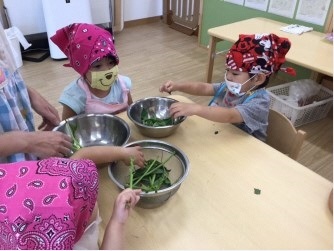 写真：食育活動の様子
