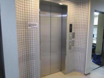 写真：曙福祉会館エレベーター