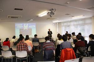 写真：大学生世代1