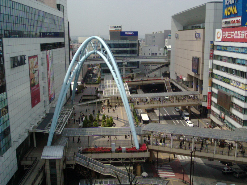 写真：立川駅北口駅前デッキ2