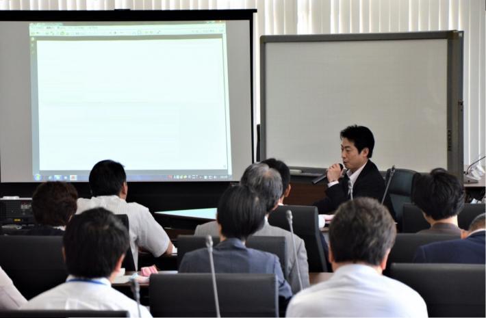 写真：平成31年度第1回議員研修会