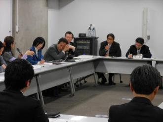 写真：意見交換会の様子1