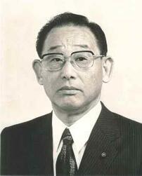 写真：第35代議長　高田　好一