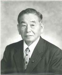 写真：第41代議長　豊泉　喜一