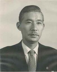 写真：第7代議長　桜井　三男