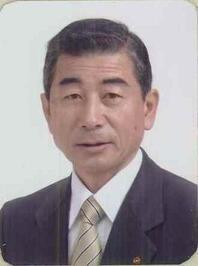 写真：57代副議長　堀　憲一