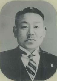 写真：14代副議長　笠原　正吉