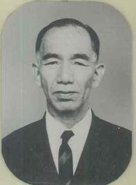 写真：19代副議長　鳴島　勇