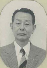 写真：33代副議長　小町　幹夫