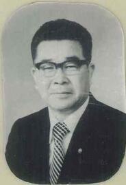 写真：37代副議長　中山　孝次