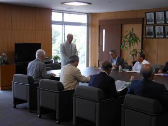 写真：富山県黒部市議会の視察対応の様子