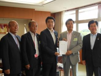 写真：要請行動の様子