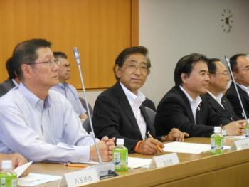 写真：東京河川改修促進連盟理事会の様子