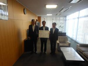 写真：表彰伝達式での伊藤大議員