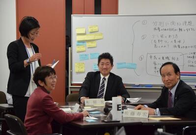 写真：議員研修会の様子1