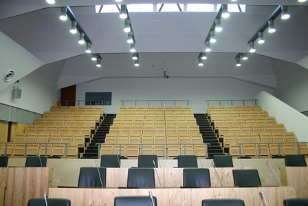 写真：議場の傍聴席