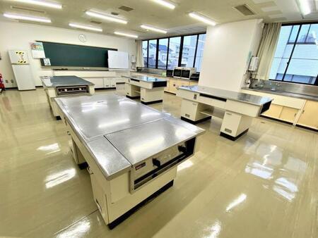 錦学習館第1実習室