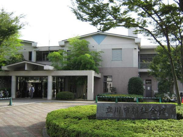 写真：柴崎福祉会館外観