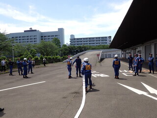 写真：基本活動訓練の様子3