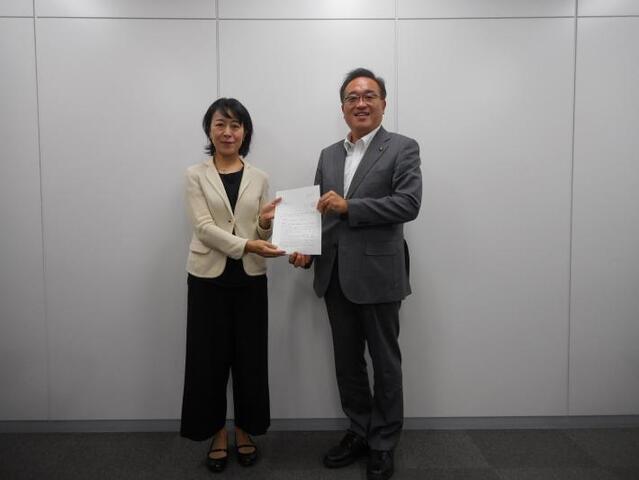 写真：長期総合計画審議会へ諮問