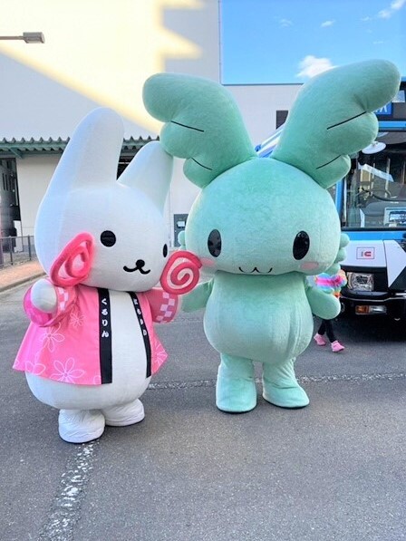 写真：くるりんとエンジェ（西武バス）