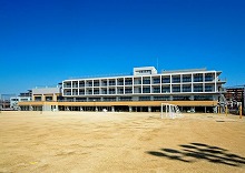 写真：南側外観