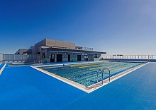 写真：プール全景