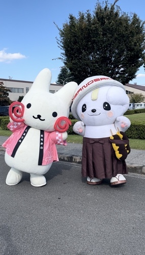 栃木県佐野市のキャラクターと写真をとるくるりん