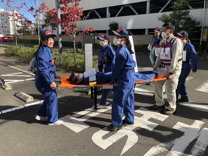 写真：緊急医療救護所訓練3