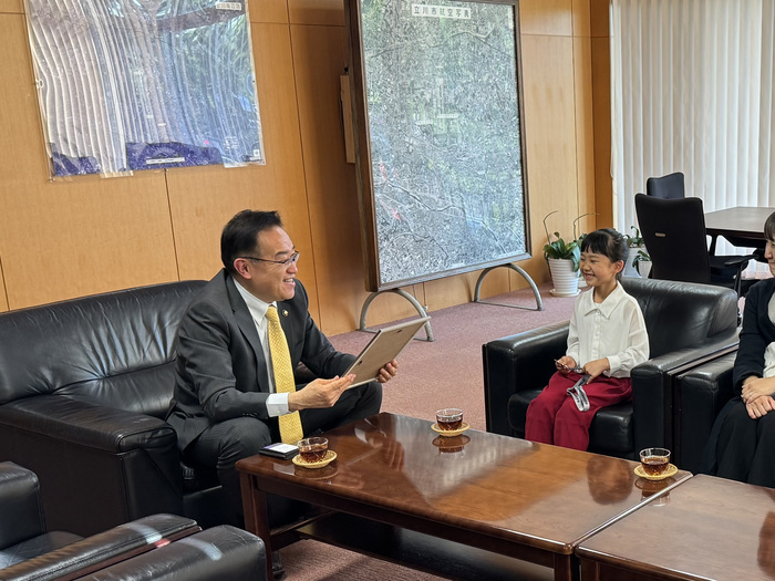 写真：ストリートダンス土屋さんがいらっしゃいました（令和7年4月30日）