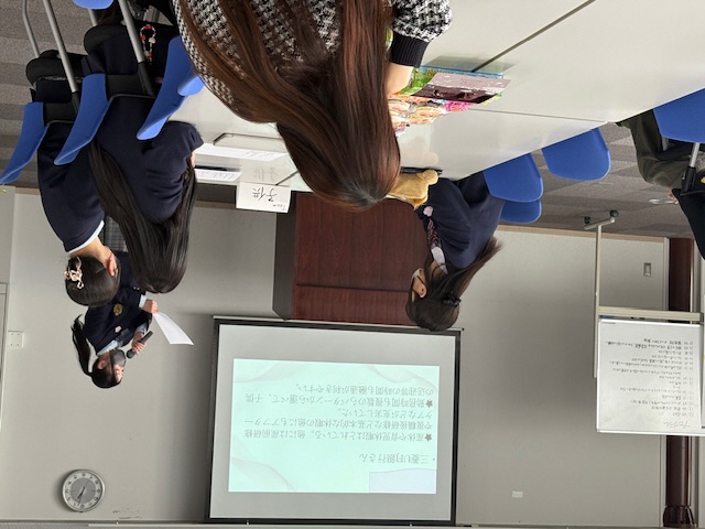 写真：SDGirlsによる進行の様子