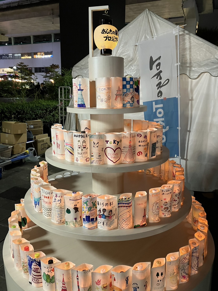 写真：手作りランタン