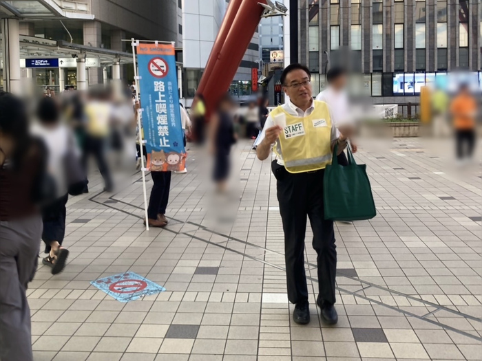 喫煙マナーアップキャンペーンの様子